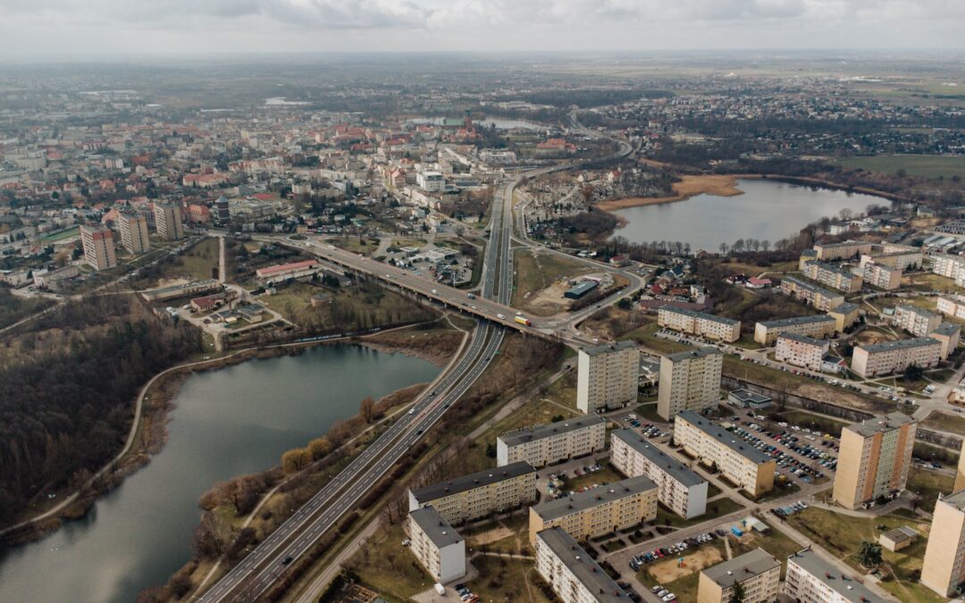 Gniezno co warto zobaczyć – miasto pierwszych królów w rytmie slow – dla seniora