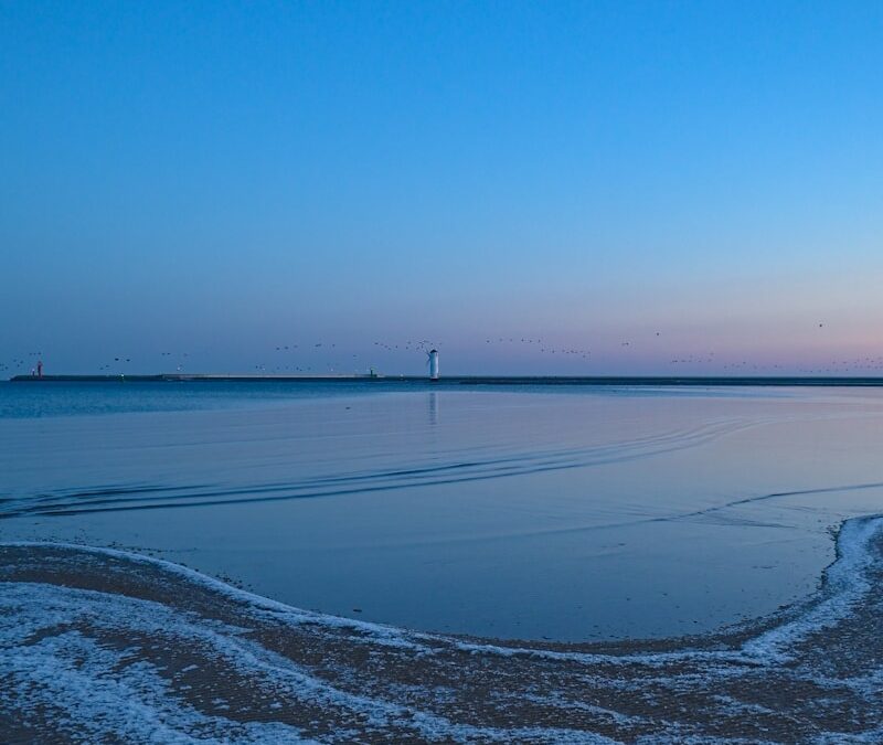 Świnoujście co warto zobaczyć – plaża, promenada i wyspy – spokojne miejsce dla seniora