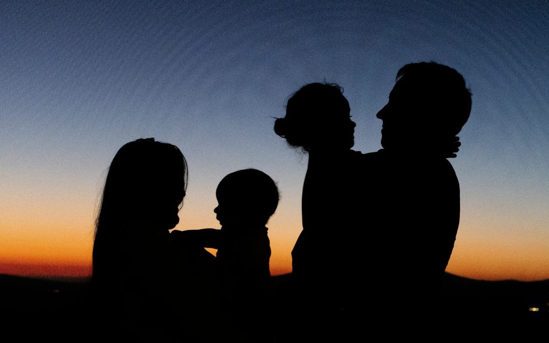 Hotel vs. domek: co się bardziej opłaca dla 4-osobowej rodziny na tygodniowy wypad?