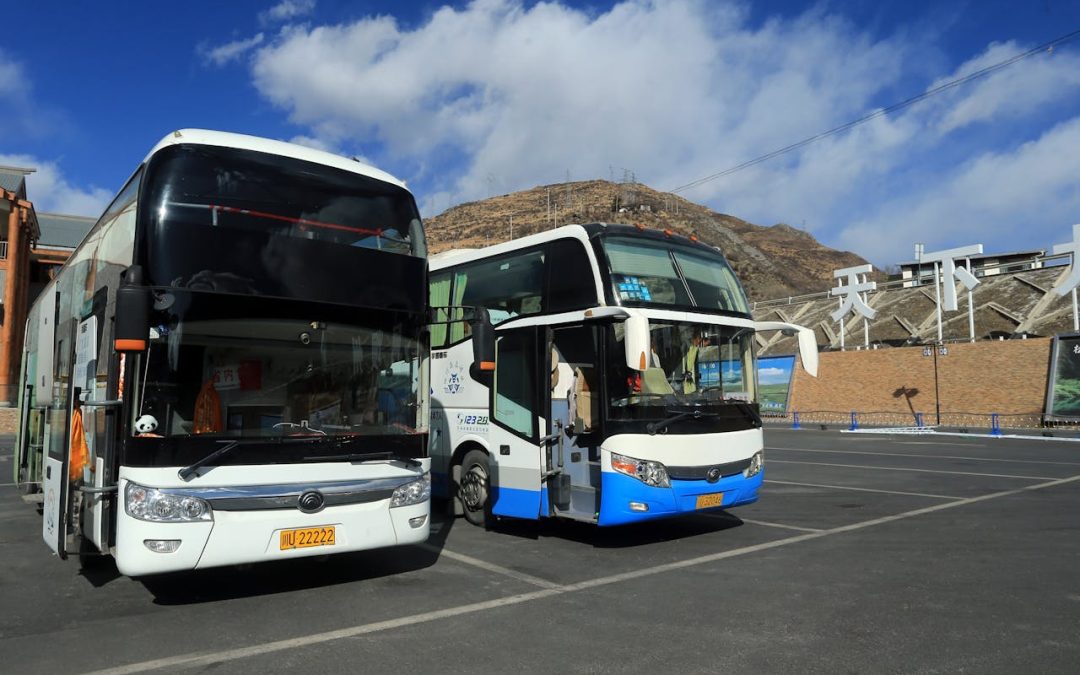 Co warto wiedzieć przed wynajmem autokaru w Warszawie?