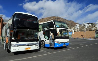 Co warto wiedzieć przed wynajmem autokaru w Warszawie?