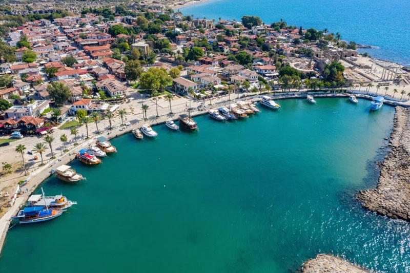 Najciekawsze atrakcje turystyczne w Side w Turcji – TOP 10 miejsc do odwiedzenia