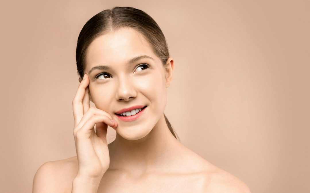 Jak odmłodzić sobie twarz?