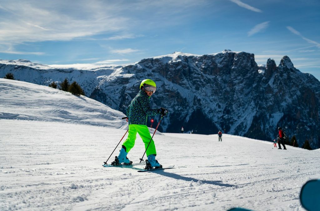 Ferie w Alpach z dziećmi – jak zaplanować rodzinny czas na stoku